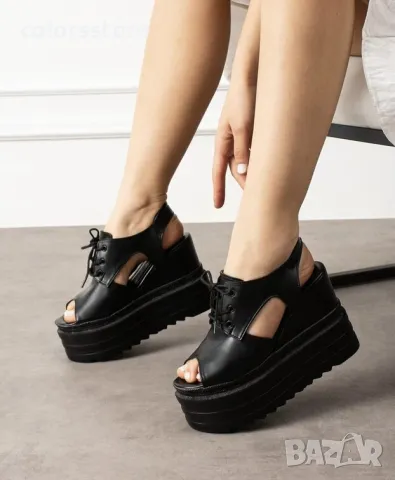 Сандали на платформа - черна кожа - SJN88