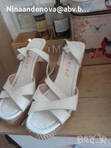 сандали, снимка 2 - Дамски обувки на ток - 51370446