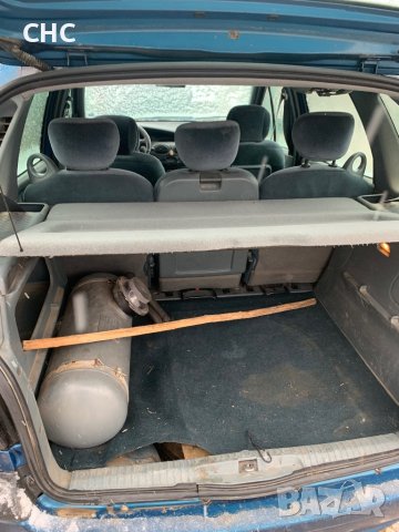 На части. Рено Меган Сценик, 1,6, бензин, 1998 година. Renault Megan Scenic, снимка 16 - Автомобили и джипове - 43899938