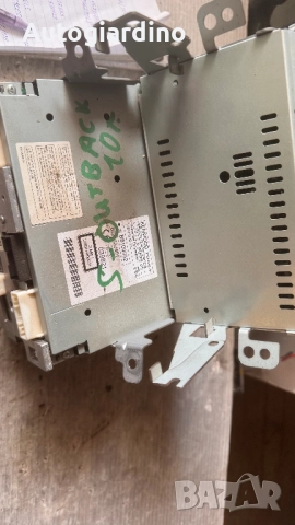 Оригинална Аудио / GPS и видео система за Subaru Outback 2010 - B810052 / FXDA09ELEF2 / Y396182-72, снимка 2 - Части - 52793809