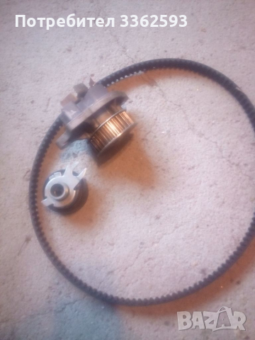 Комплекр Ремък Помпа и Ролка за W Поло, снимка 1