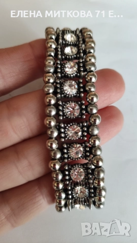 Две красиви гривни от метал и камъчета, снимка 3 - Гривни - 51318344