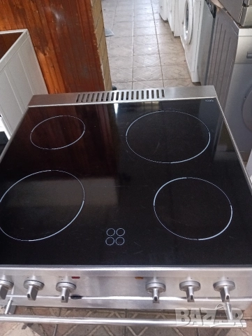 Иноксова свободно стояща печка с керамичен плот Gram с две години гаранция!, снимка 7 - Печки, фурни - 52822374