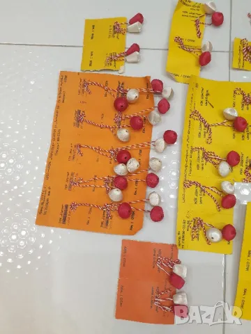 Стари мартеници/мартенички, снимка 10 - Антикварни и старинни предмети - 49140941