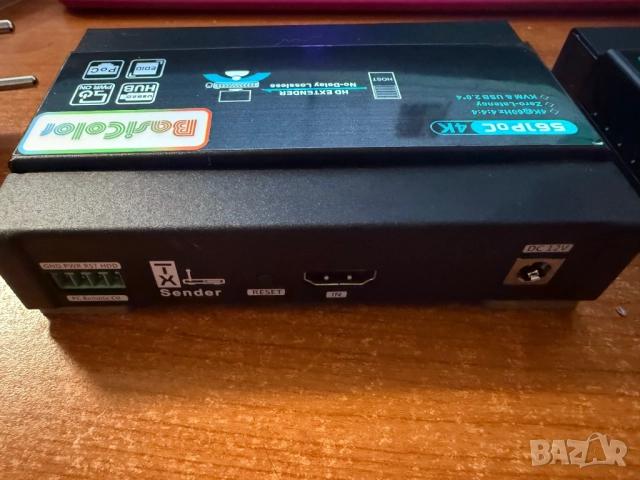 Basicolor HDMI KVM суич USB Extender 4K @ 60Hz KVM удължител по Cat5e/Cat6 метра, снимка 2 - Суичове - 52180881