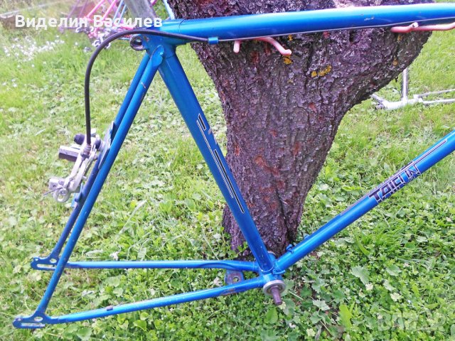 Ретро шосейна рамка, снимка 18 - Части за велосипеди - 36687599