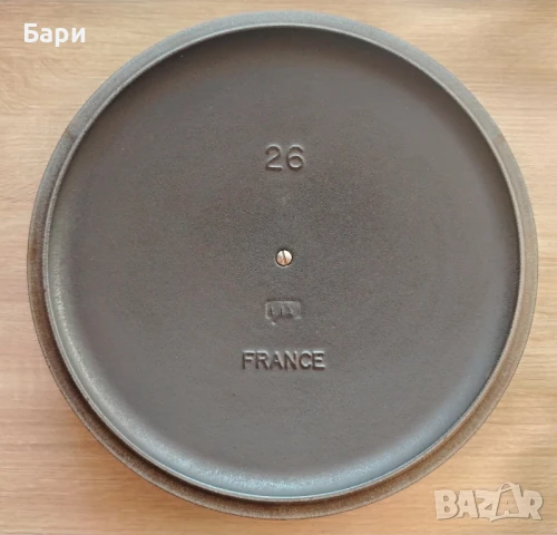 Le Creuset френска чугунена тенджера с капак 4,1 л, снимка 9 - Съдове за готвене - 50693479