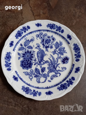 Декоративна релефна порцеланова чиния , снимка 2 - Декорация за дома - 36474850