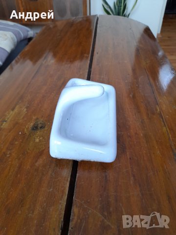 Стара фаянсова закачалка, снимка 2 - Антикварни и старинни предмети - 32347012