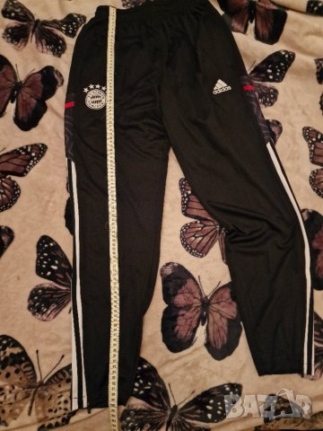 Тренировъчен анцуг на Байерн Мюнхен , снимка 6 - Спортни дрехи, екипи - 43898598