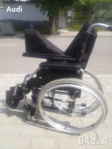 Чисто нова инвалидна рингова количка. За възрастни, оперирани, трудно подвижни хора.  Сгъваема, степ, снимка 3 - Инвалидни колички - 50408278