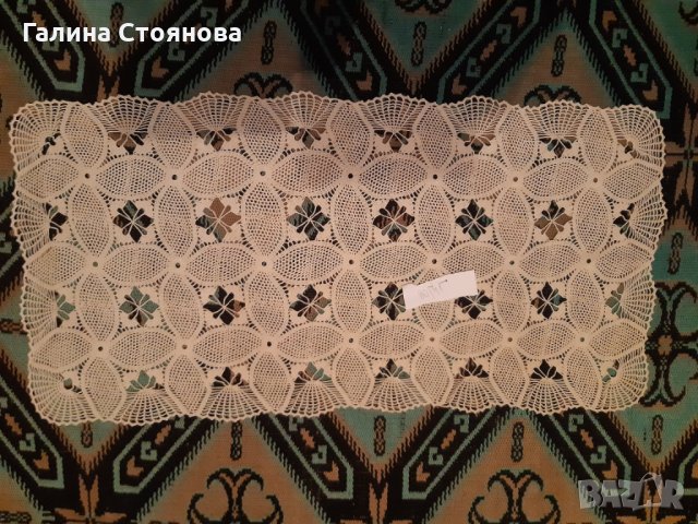 Продавам плетиво на една кука- за ценители !