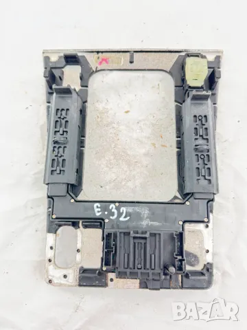 Конзола с бутони за ел стъкла за Мерцедес е класа, Mercedes W210, снимка 3 - Части - 47933811