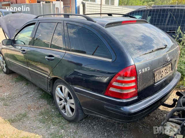 Мерцедес Ц класа 2.2 143 автомат на части, снимка 2 - Автомобили и джипове - 52900592