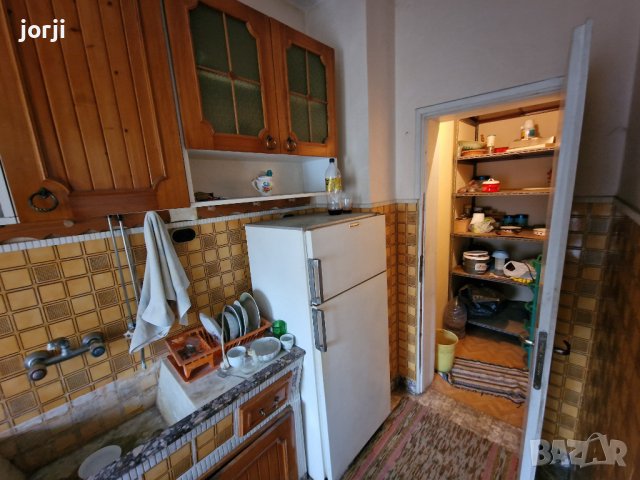 Дава под наем 4-СТАЕН Кралска зона, град Добрич (Частно лице), снимка 8 - Апартаменти - 44011494