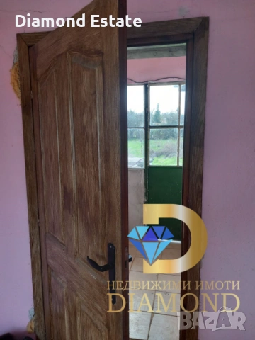 Къща в село Козаревец, обл. Стара Загора, снимка 9 - Къщи - 53257606