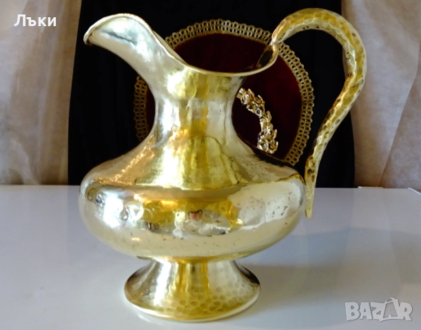 Царска бронзова кана за вино 3 л.,позлата. 