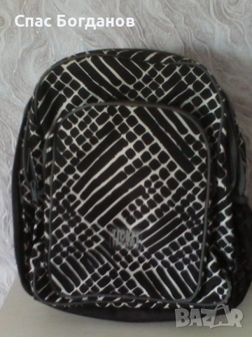 Продавам раница ученическа TICKET TOHEAVEN