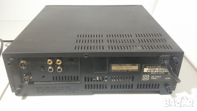 Akai VS-R110EDG video casette player VHS Japan, снимка 8 - Плейъри, домашно кино, прожектори - 51316577