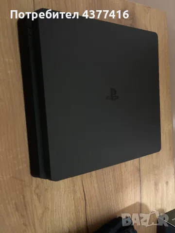 Playstation 4 с 2 джойстика и 5 игри, снимка 1 - PlayStation конзоли - 48935733