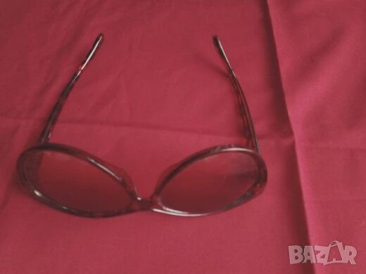   Продавам дамски маркови слънчеви очила, снимка 14 - Слънчеви и диоптрични очила - 27784229