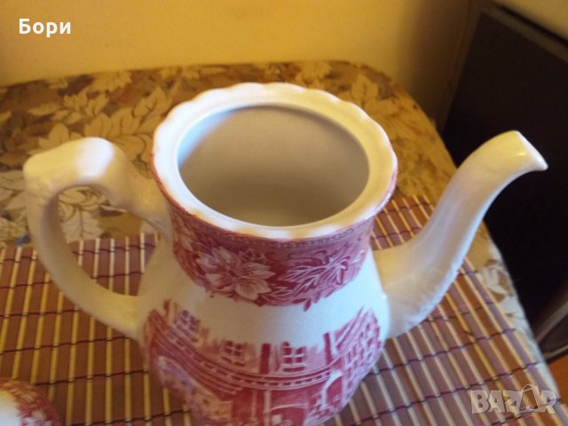 Английска порцеланова кана Coaching Taverns 1828 Royal Tudor Ware  Staffordshire England, снимка 9 - Аксесоари за кухня - 32807764