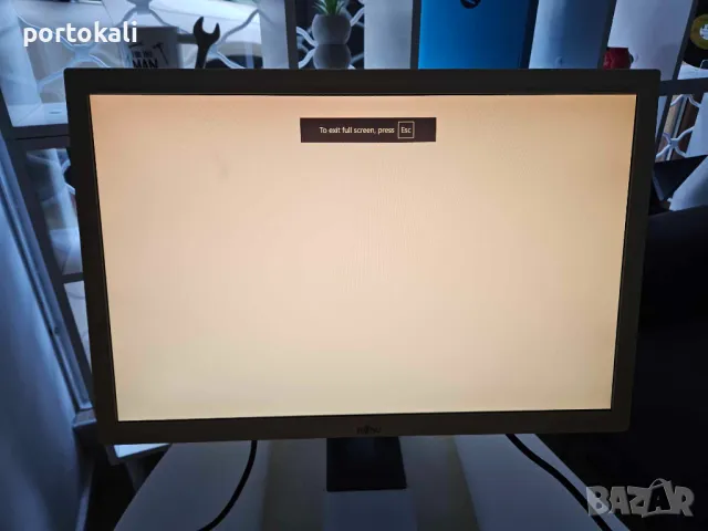 Монитор Fujitsu B22W-5 ECO 22" инча + кабели, снимка 6 - Монитори - 48844332