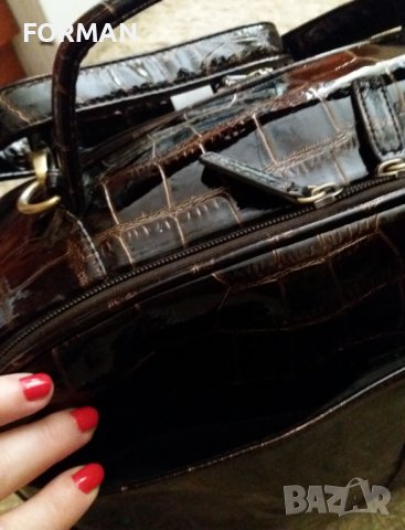 Кафява чанта тип куфарче от естествен лак, снимка 3 - Чанти - 37892884