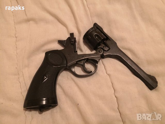 Револвер Уембли Марк 3. Нестреляща реплика, пистолет, пушка, снимка 3 - Антикварни и старинни предмети - 39067839