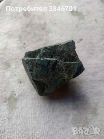 метеорит с метал и други