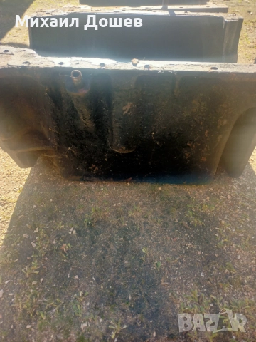 Картер маслена вана за български дизелов двигател Д2500 , Перкинс 3 цилиндъра, снимка 3 - Индустриална техника - 52405465