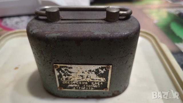 Стара спестовна касичка. , снимка 3 - Антикварни и старинни предмети - 43241541