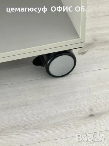 Модулна система за офис шкафове от steelcase с червена възглавница, снимка 6 - Секции и витрини - 49770430