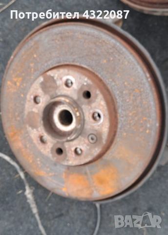 Шенкел / Спирачен диск от Опел Мерива Opel Meriva CDTI 1.3 95 к. с, снимка 2 - Части - 53051363