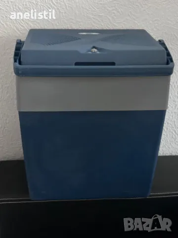 НОВА! Мощна Хладилна Чанта / Мини Хладилник Mobicool V30 (29л) - Охлаждане и Затопляне! За 12V и 240, снимка 4 - Хладилни чанти - 49781759