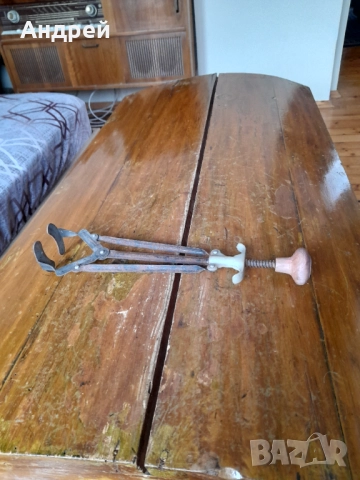 Стара щипка,уред за изваждане на буркани #3