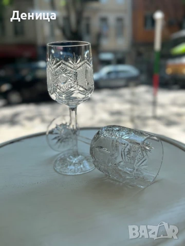 Фасетирано столче, богата гравюра, страхотен звън и блясък 2 бр кристални чаши , снимка 1