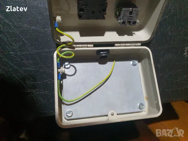 Включвател Moeller On-Off , снимка 3 - Други машини и части - 47997241