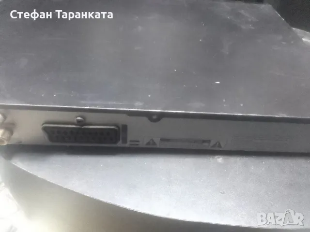 DVD player Samsung , снимка 13 - Плейъри, домашно кино, прожектори - 47909797