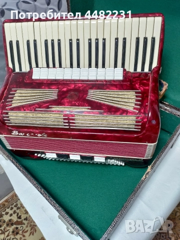 Продавам Немски акордеон Баркароле Проминенз2 4гласа 120баса, снимка 5 - Акордеони - 52596128