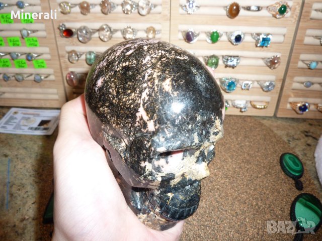 Голям череп от родонит 1407гр., снимка 6 - Други ценни предмети - 43169842