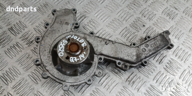 Водна помпа Audi Q7 3.0TDI 2014г.	
