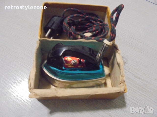 № 8278 Стара малка / малогабаритна ютия  , снимка 5 - Други ценни предмети - 51851503