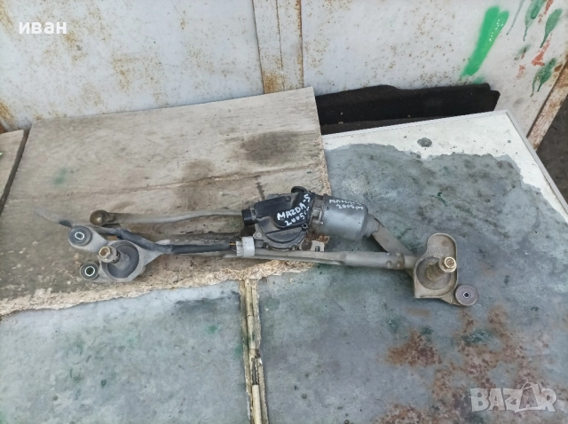 Моторче чистачки предни за Мазда 5. 2005 год.