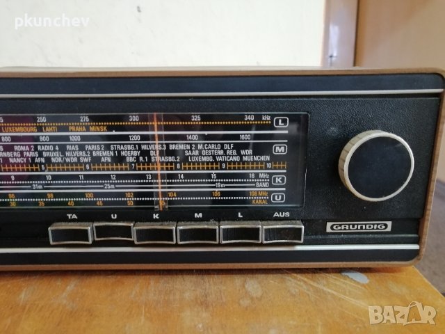 Ретро радиоприемник GRUNDIG RF511, снимка 3 - Радиокасетофони, транзистори - 44024661