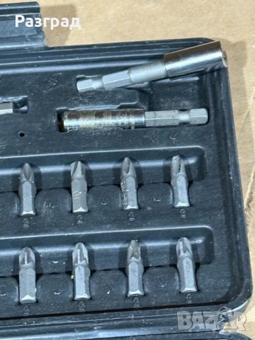 Комплект битове 100 части, снимка 5 - Куфари с инструменти - 52964812
