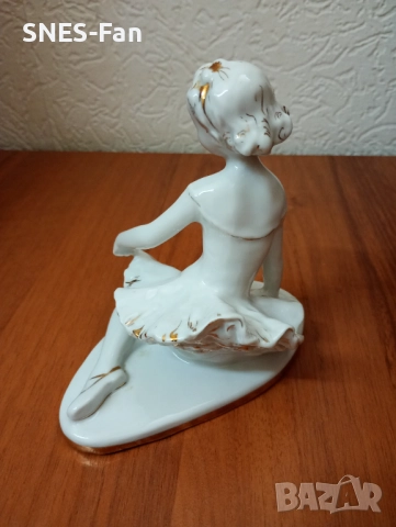 Порцеланова фигурка, снимка 4 - Статуетки - 51697058