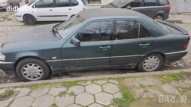 Mercedes-Benz C220CDI, снимка 2 - Автомобили и джипове - 50219576