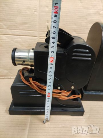 Продавам Филмоскоп ФГК-49 СССР прожекционен апарат, снимка 3 - Други ценни предмети - 35012803