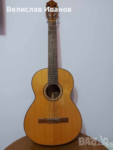 Класическа китара Rainer Krempel 1979 произведена в Германия., снимка 2 - Китари - 43734779